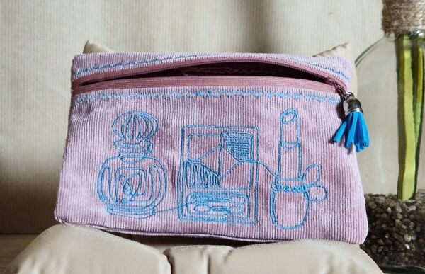 Trousse plate "Broderie maquillage" – Image 2