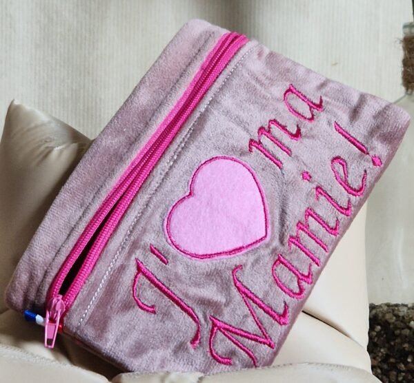 Trousse plate " J'aime ma Mamie!"