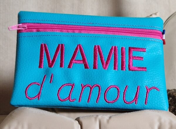 Trousse plate "Mamie d'amour"