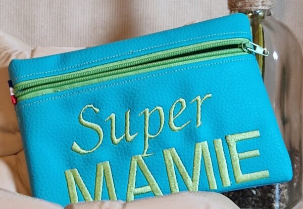 Trousse plate "Super MAMIE" – Image 2
