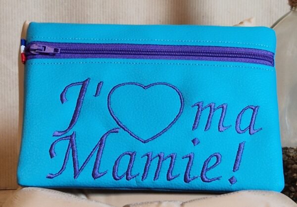 Trousse plate "J'aime ma Mamie"