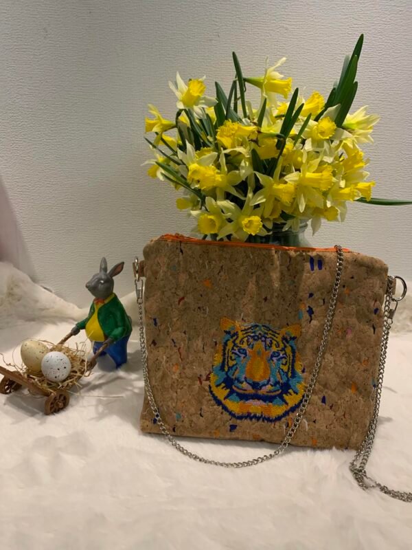 Sac liège broderie " Tigre" – Image 2