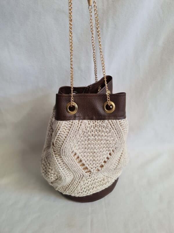Sac Seau laine et simili cuir.