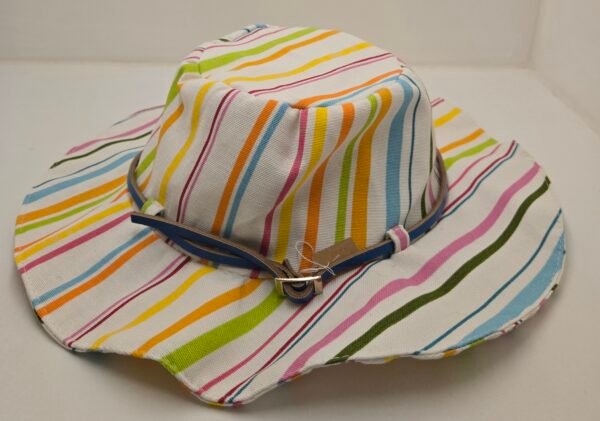 Chapeau avec ceinture cuir – Image 3