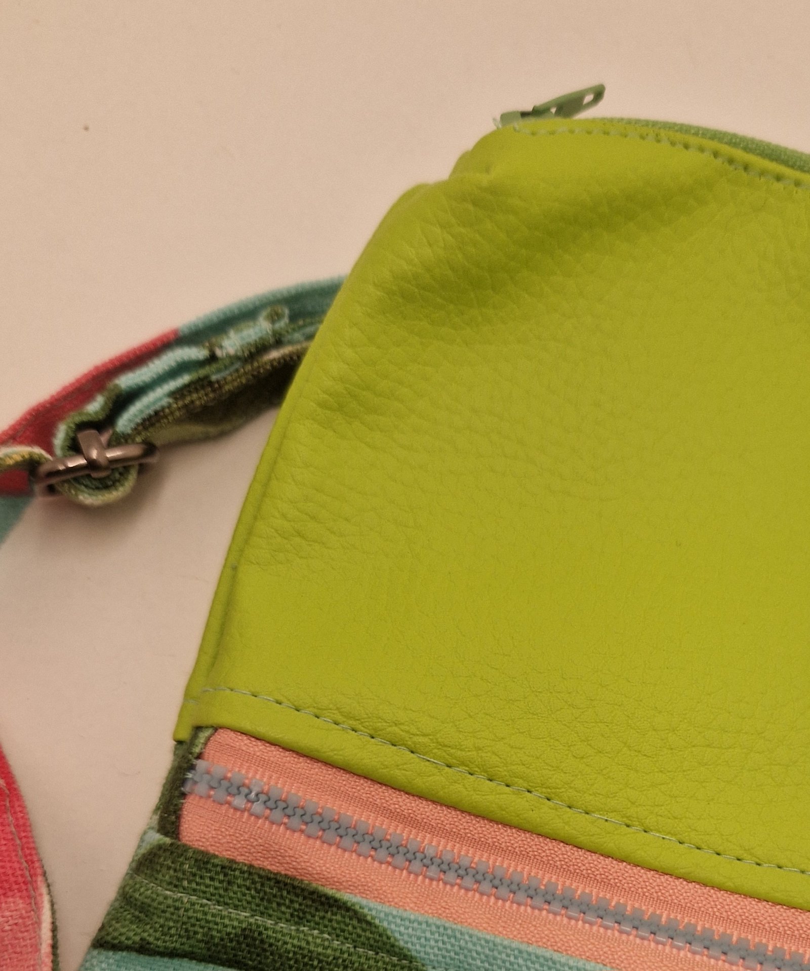 Sac à bandoulière bi matière – Image 4