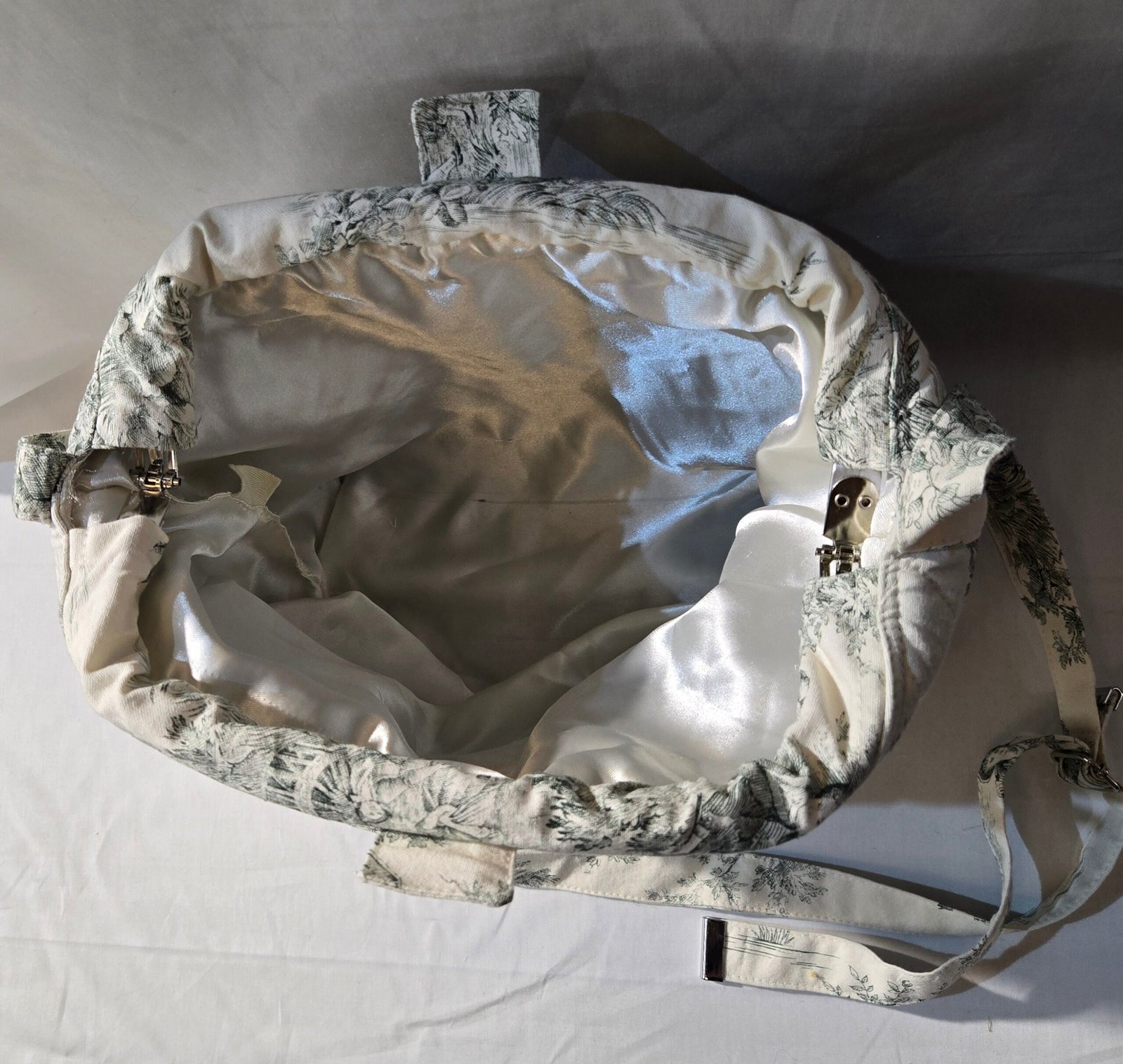 Sac à clapet et trousse assortie – Image 4