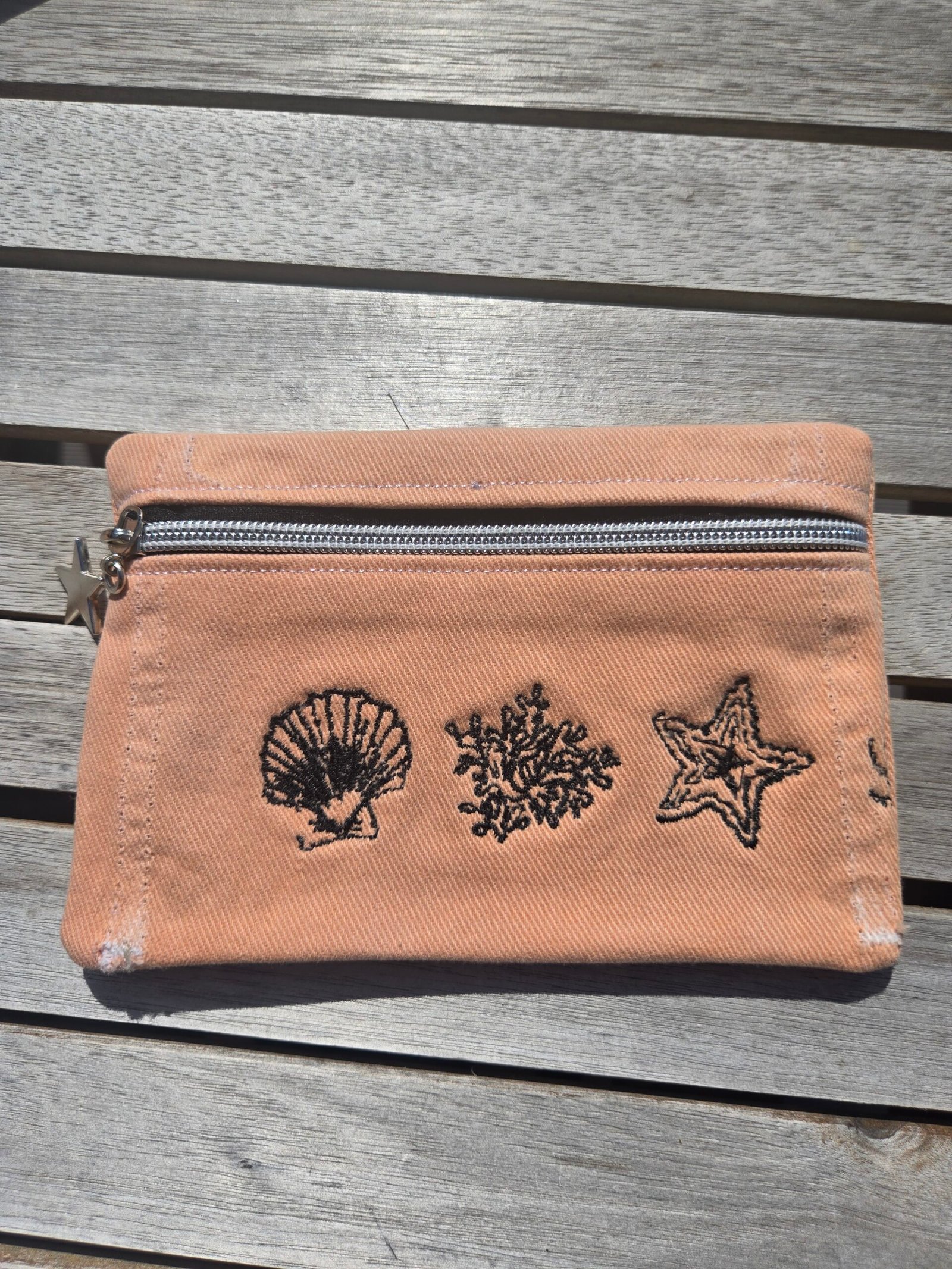 Trousse plate